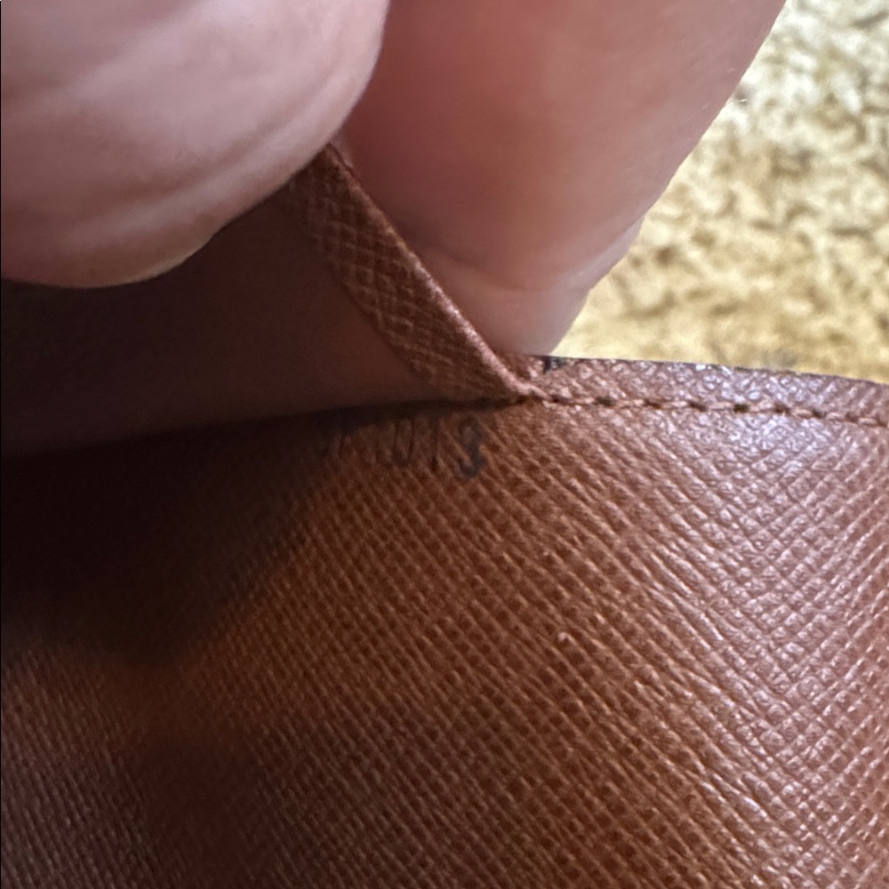 Louis Vuitton Brown Monogram MM Agenda - Picture 11 of 16